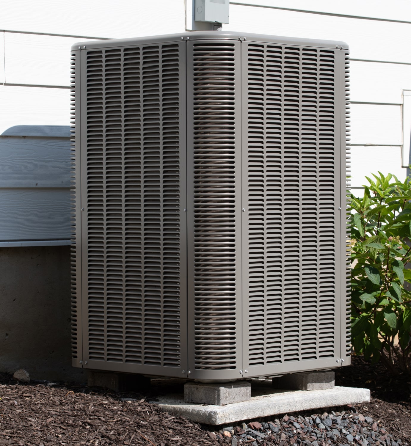 Why Etobicoke Homes Thrive with Heat Pumps - LG Home Comfort