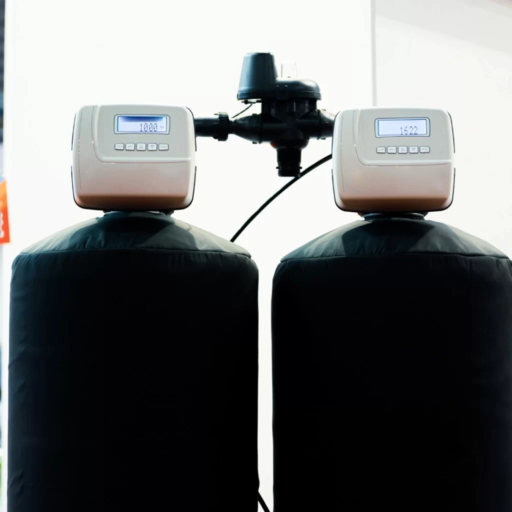 Dual tank water softener system