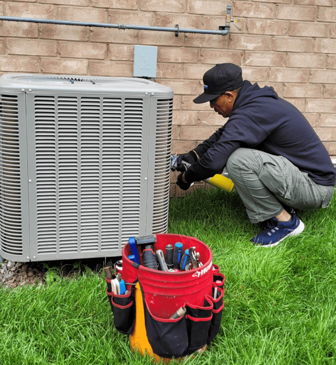 Cut-Costs-and-Eliminate-Hassles-With-Our-Air-Conditioning-Service-in-Mississauga