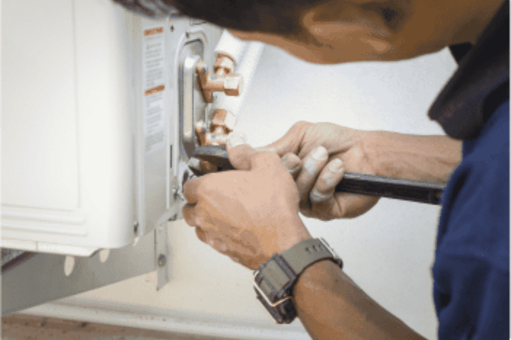 Professional Air conditioner maintenance service in Paris -LG Home Comfort